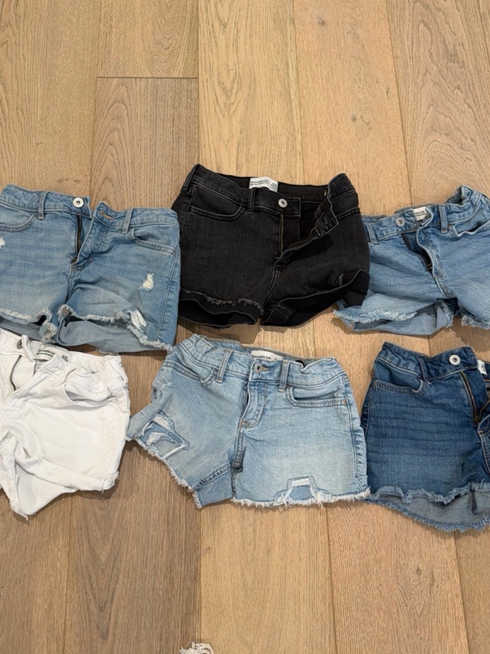 abercrombie kids Denim & Black Distressed Shorts Set